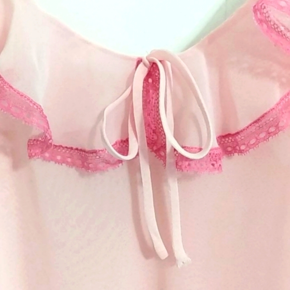 LORD & TAYLOR PINK LACE FLUTTER CHEMISE SIZE SMALL - Picture 6 of 10